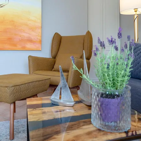 Residenz 아파트 *